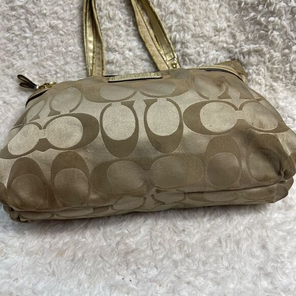 Coach large Tote Bag satin gold Signature F20026 metallic gold trim & Straps. - Picture 5 of 15
